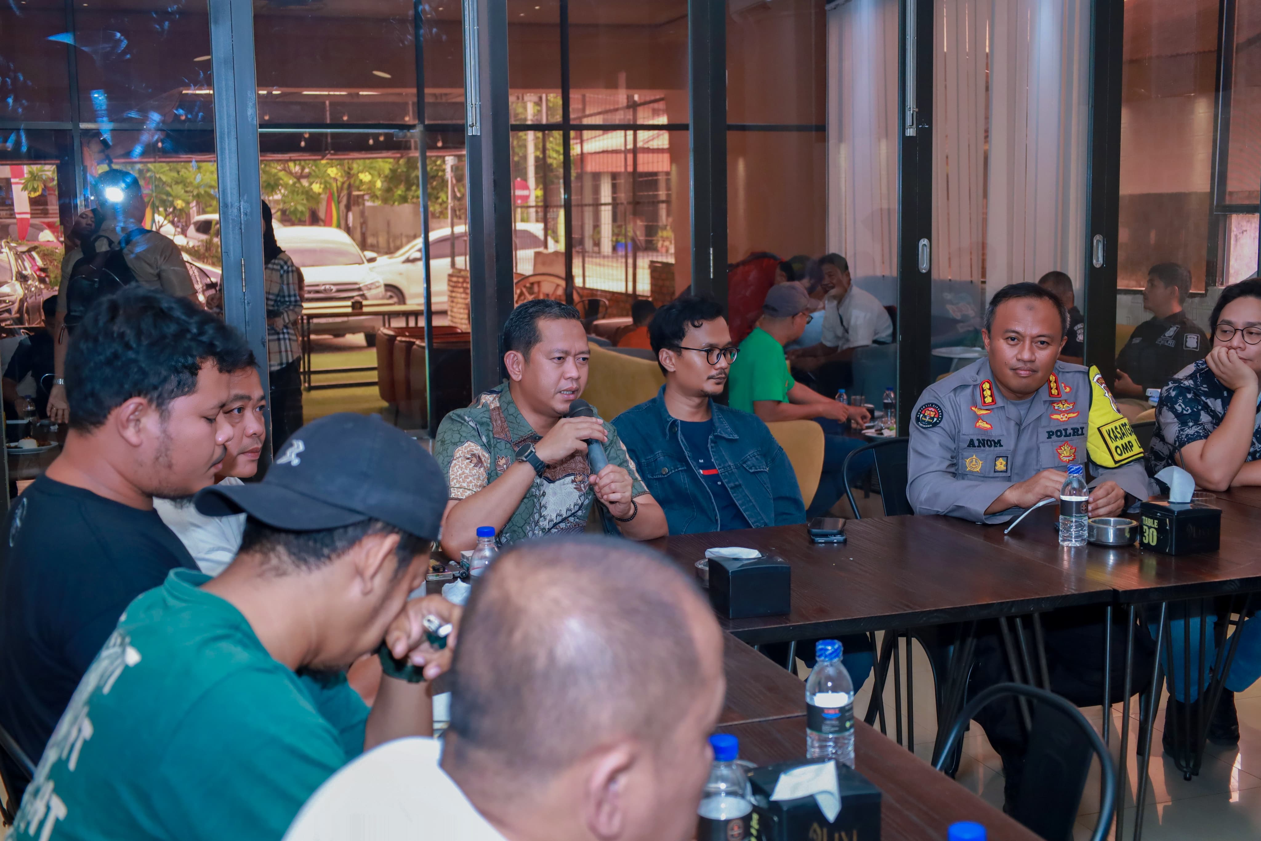 GIAT TEMU RAMAH DALAM MENJALIN SILAHTURAHMI ANTARA POLDA RIAU BERSAMA REKAN MEDIA